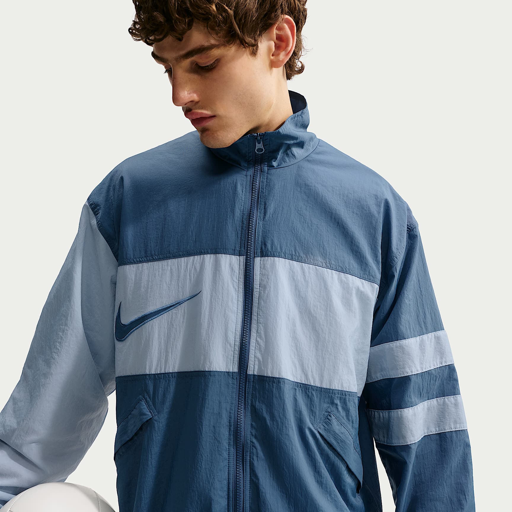 NIKE ナイキ アイウェア/サングラス ディスプレイラック O Nike i96 Repel Men's Football Woven Track Jacket. Nike NO